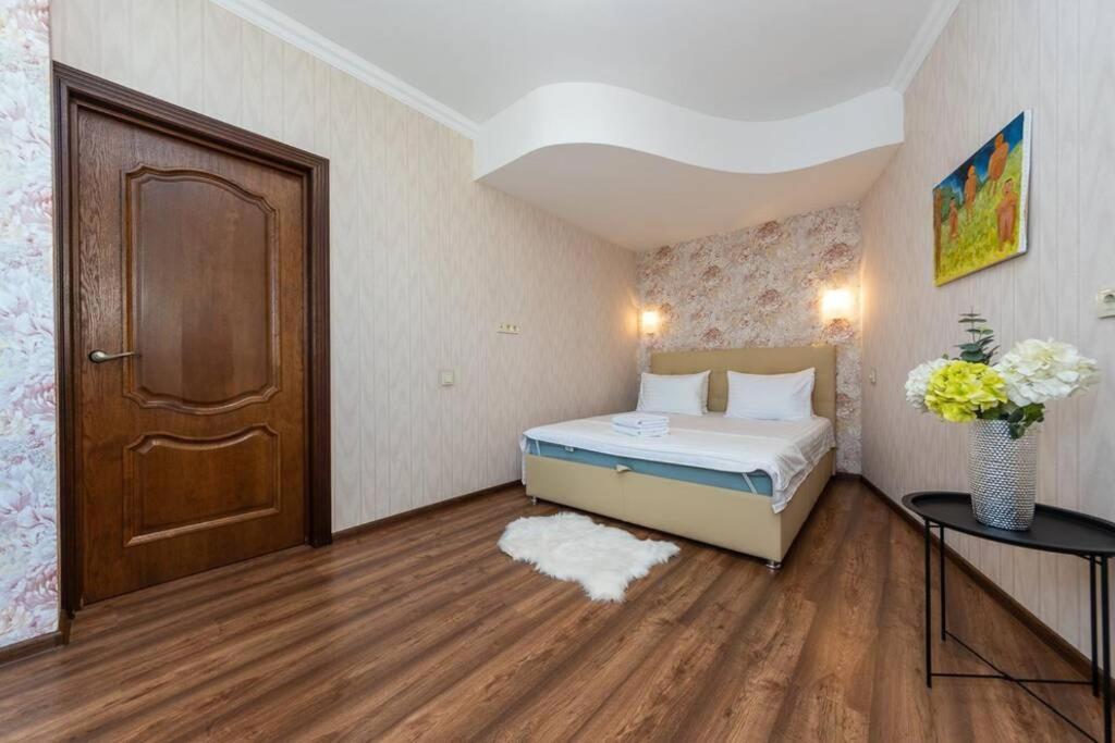 Apartments With Crazy Panoramic View Of The Dniepr Kiew Exterior foto