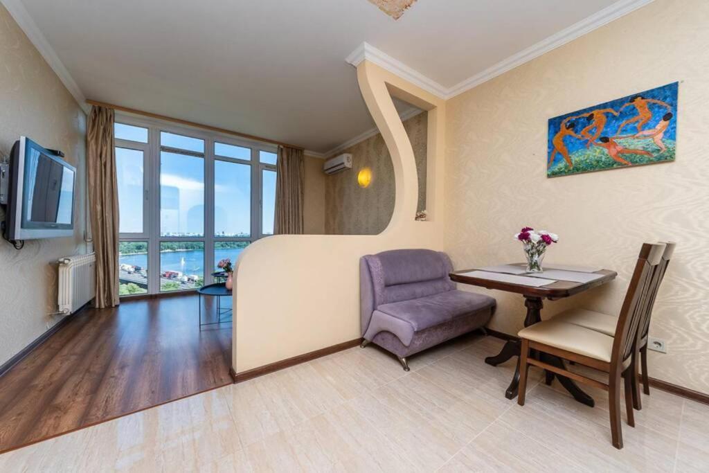 Apartments With Crazy Panoramic View Of The Dniepr Kiew Exterior foto