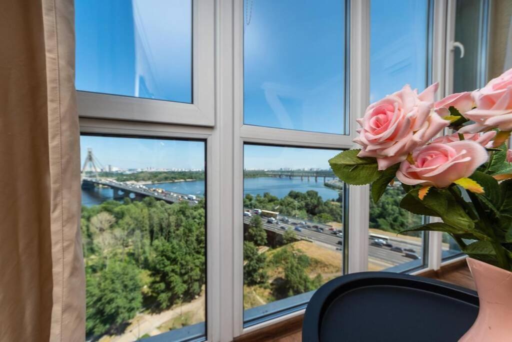 Apartments With Crazy Panoramic View Of The Dniepr Kiew Exterior foto